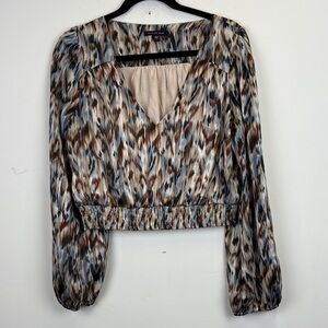 Skies Are Blue and Brown Abstract print V-Neck Cropped Blouse/ Size large